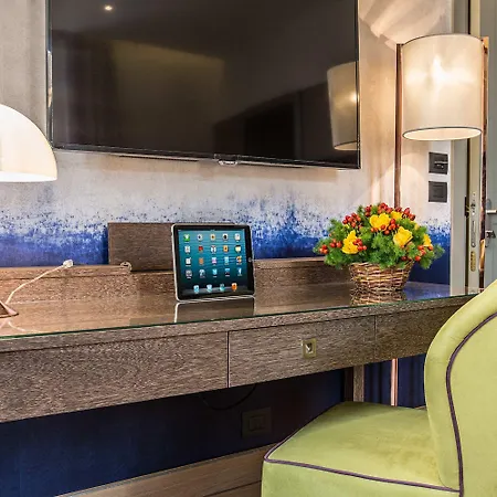 مارتيس بالاس فندق 4*