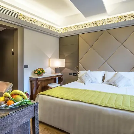 マルチス パレス