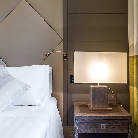 マルチス パレス ホテル