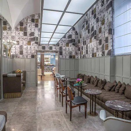 Martis Palace מלון
